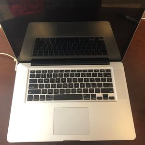 Macbook Pro 15 inch Mid 2010
